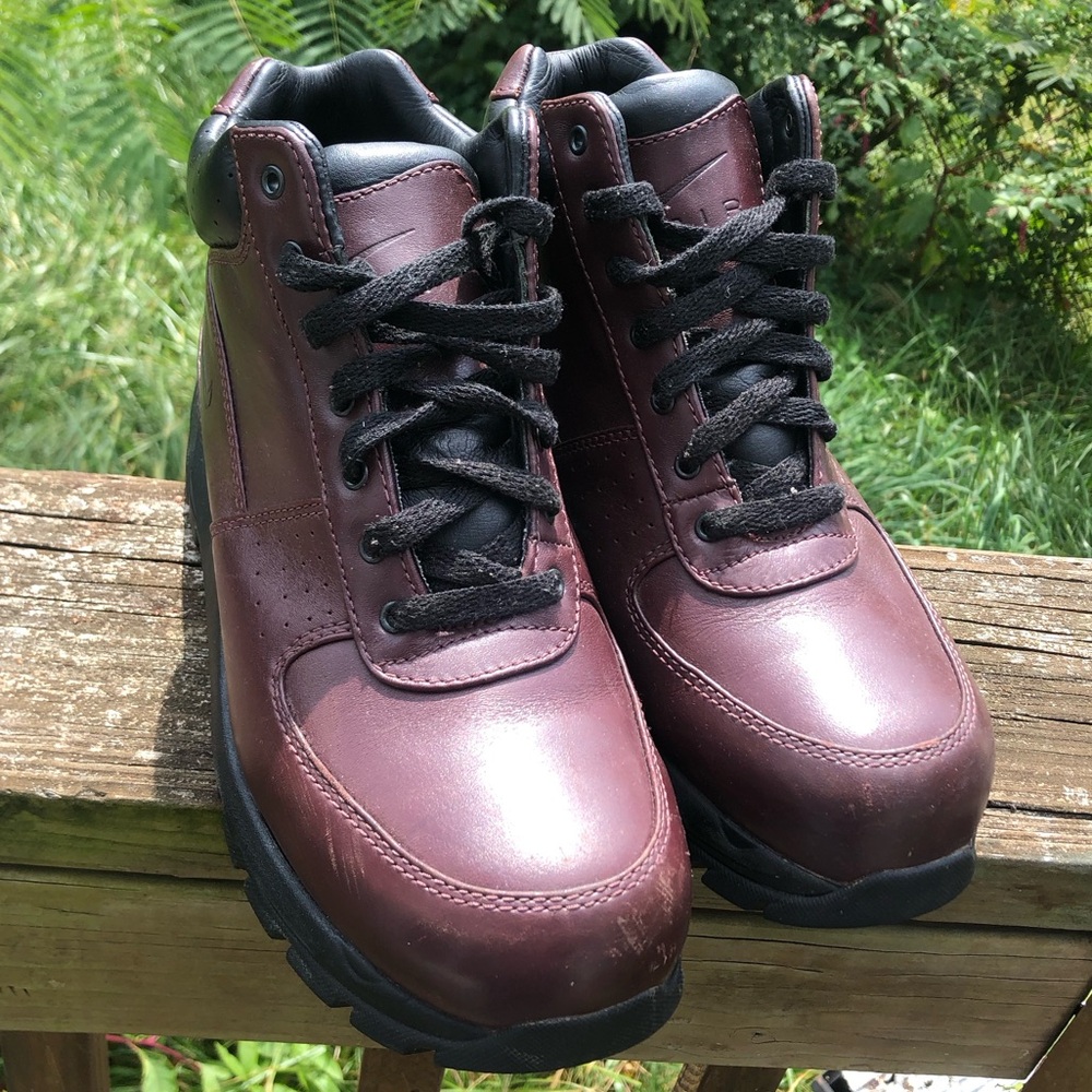 Nike Goadome Boots